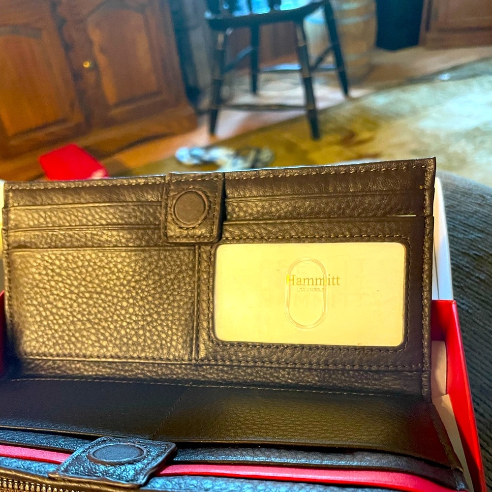Hammett  of Los Angeles, wallet never used 110 north..expresso